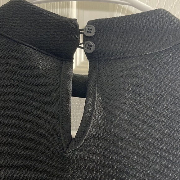 NOBO Women's V-line textured black dress, size  2XL - Picture 5 of 10